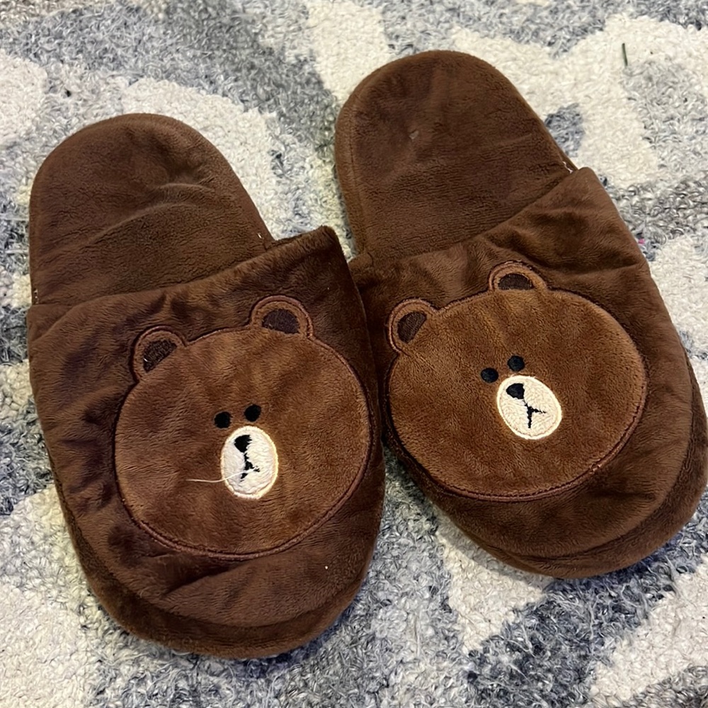 Line Friends SLIPPERS